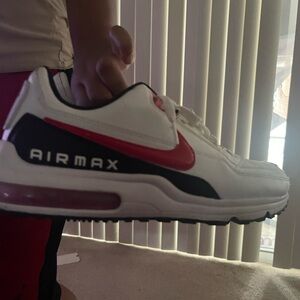 Nike White Textured Sneakers